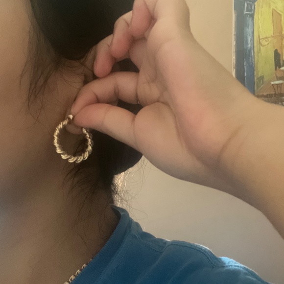 Gold Earrings - Picture 3 of 3